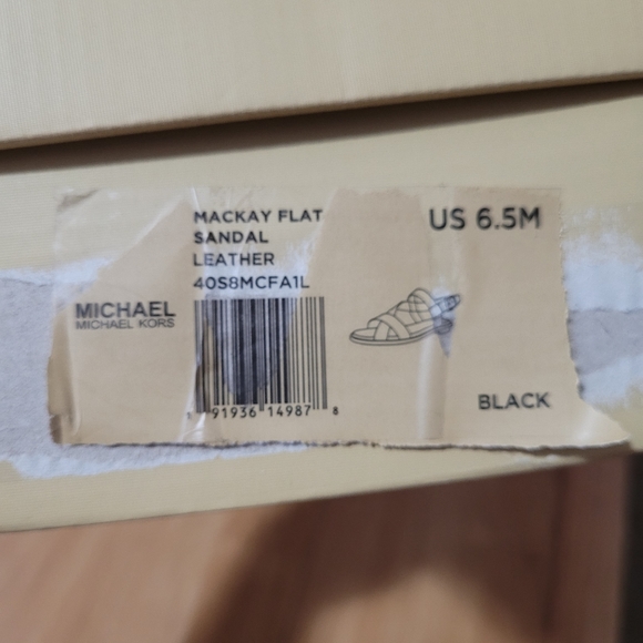 Mackay Flats - Picture 3 of 3